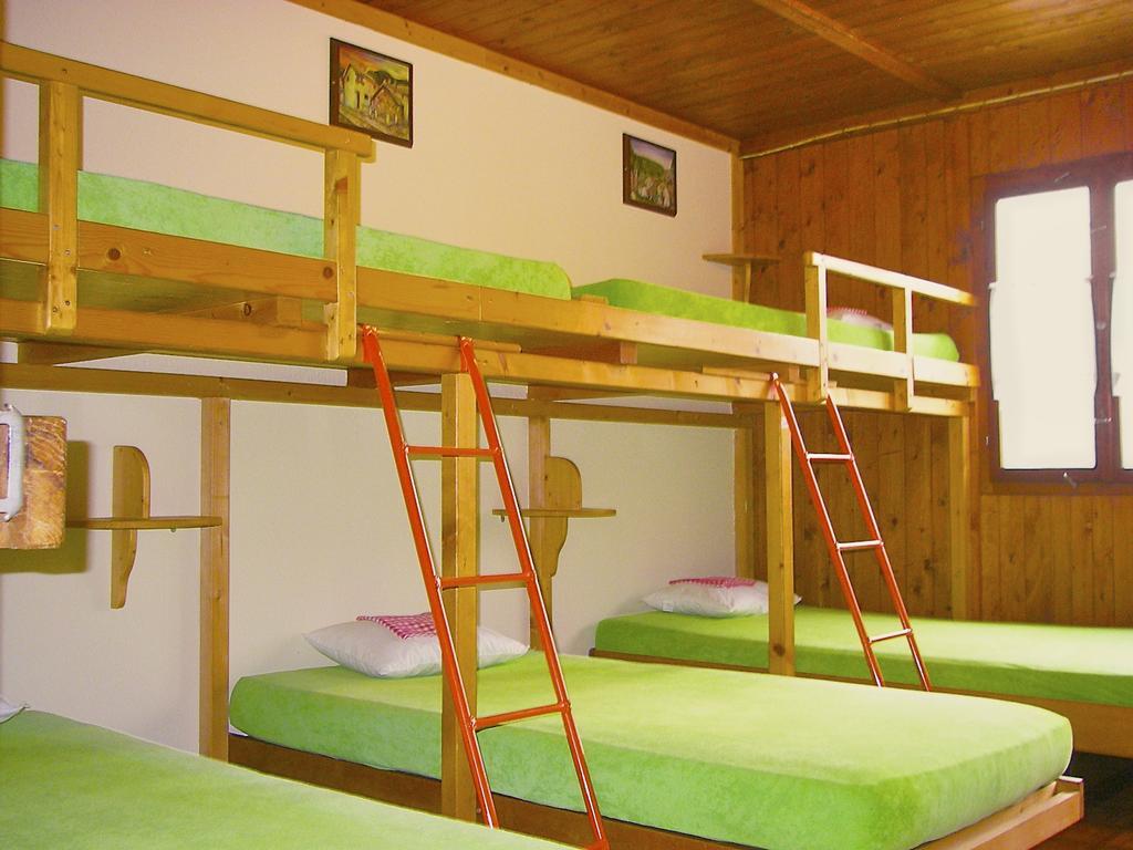 Hostel Baracca Backpacker Aurigeno Pokój zdjęcie