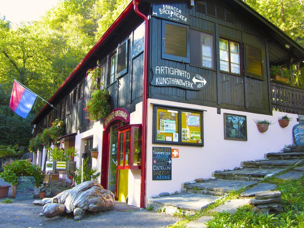 Hostel Baracca Backpacker Aurigeno Zewnętrze zdjęcie